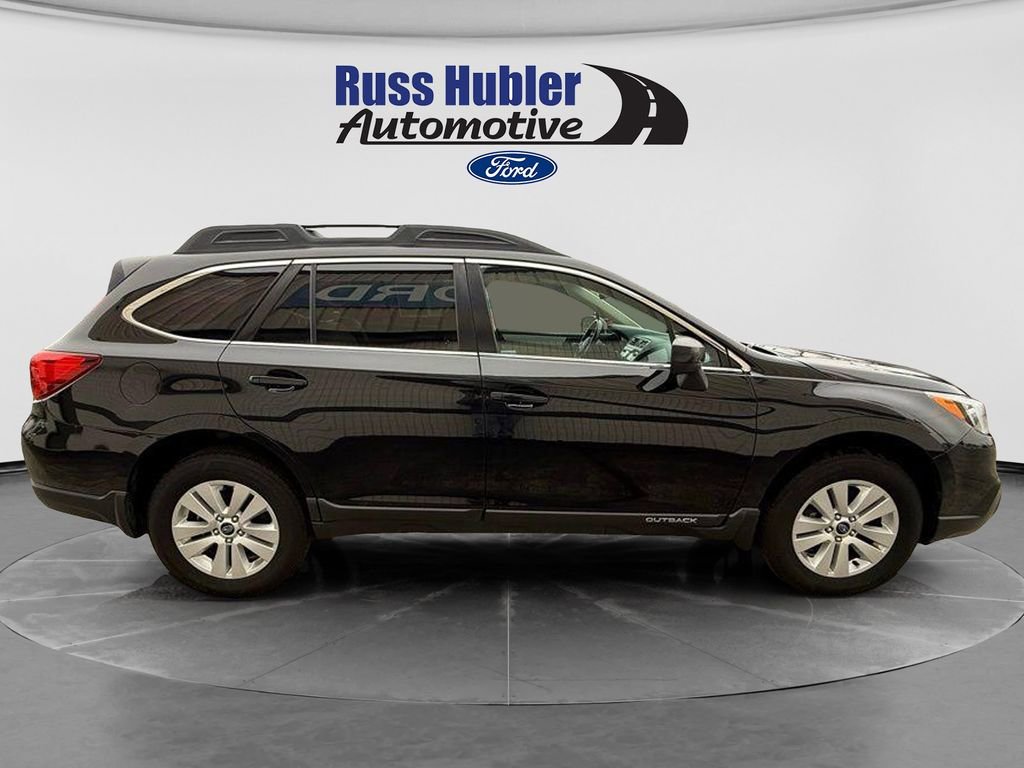 Used 2017 Subaru Outback 2.5i Premium w/ Popular Package #1 AWD/4WD image 8