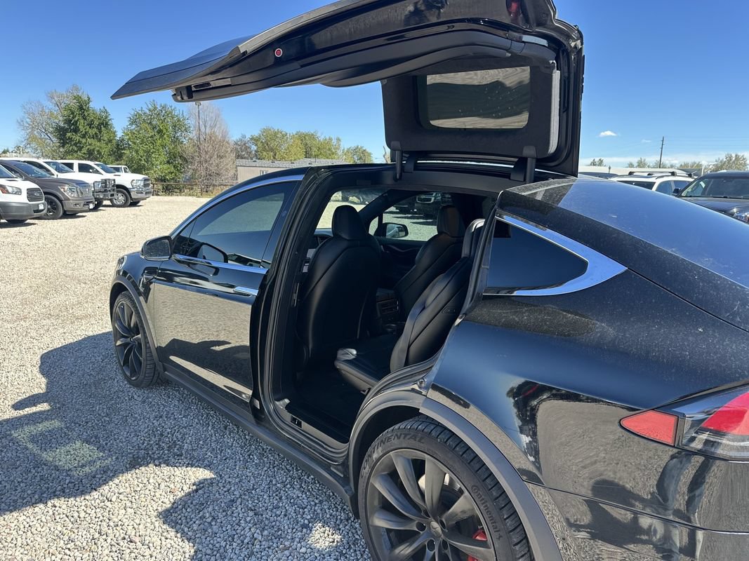 Used 2020 Tesla Model X Performance AWD/4WD image 29