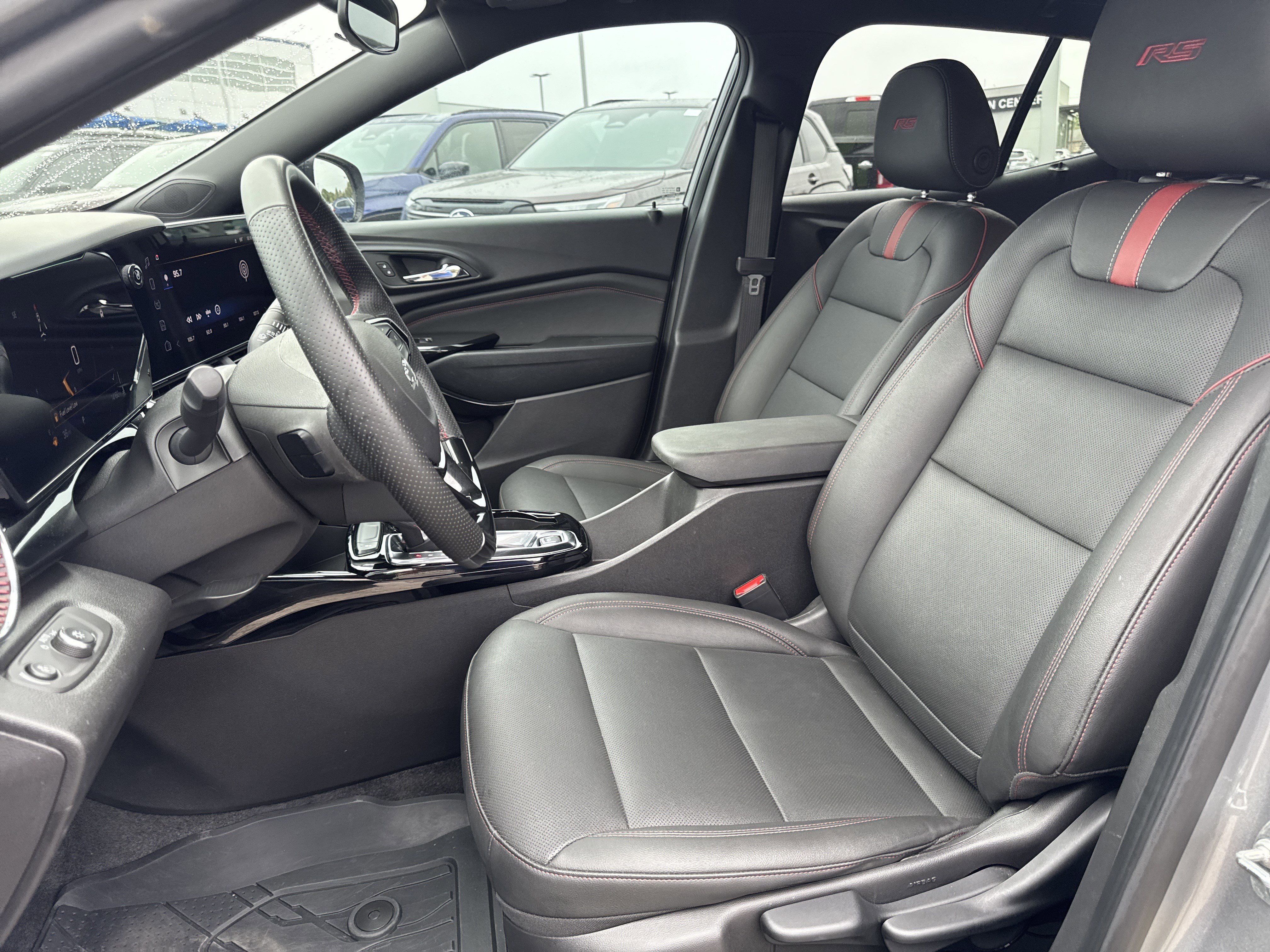 Used 2025 Chevrolet Trax RS w/ Driver Confidence Package FWD image 20