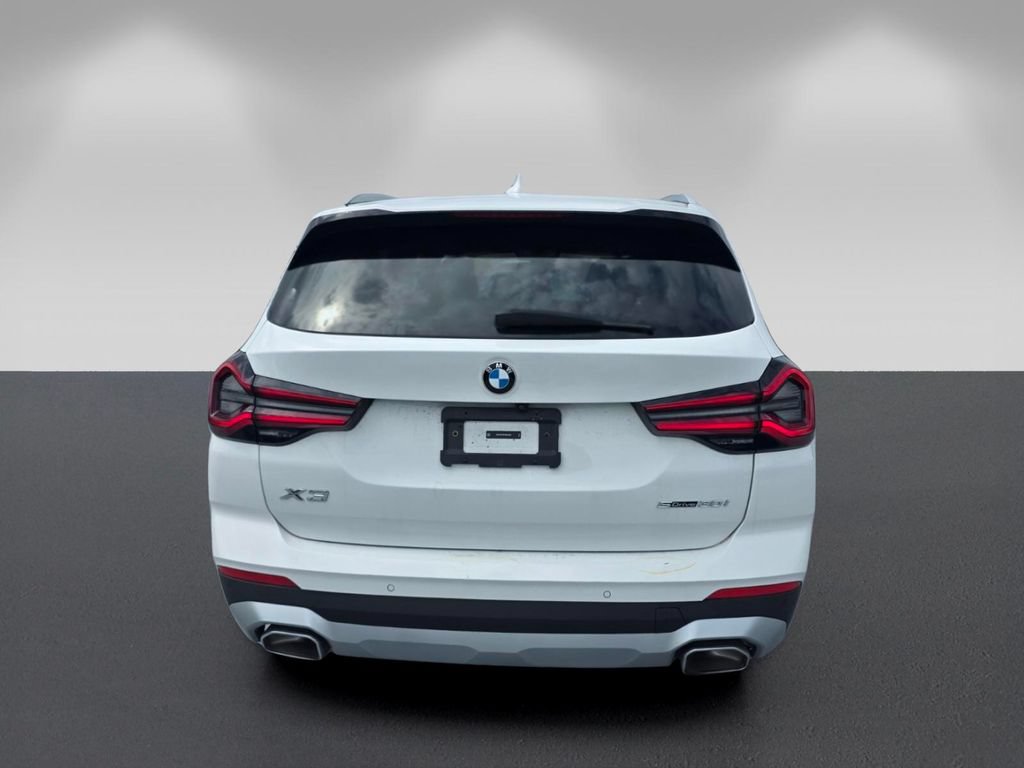 Certified 2024 BMW X3 sDrive30i w/ Convenience Package RWD image 5