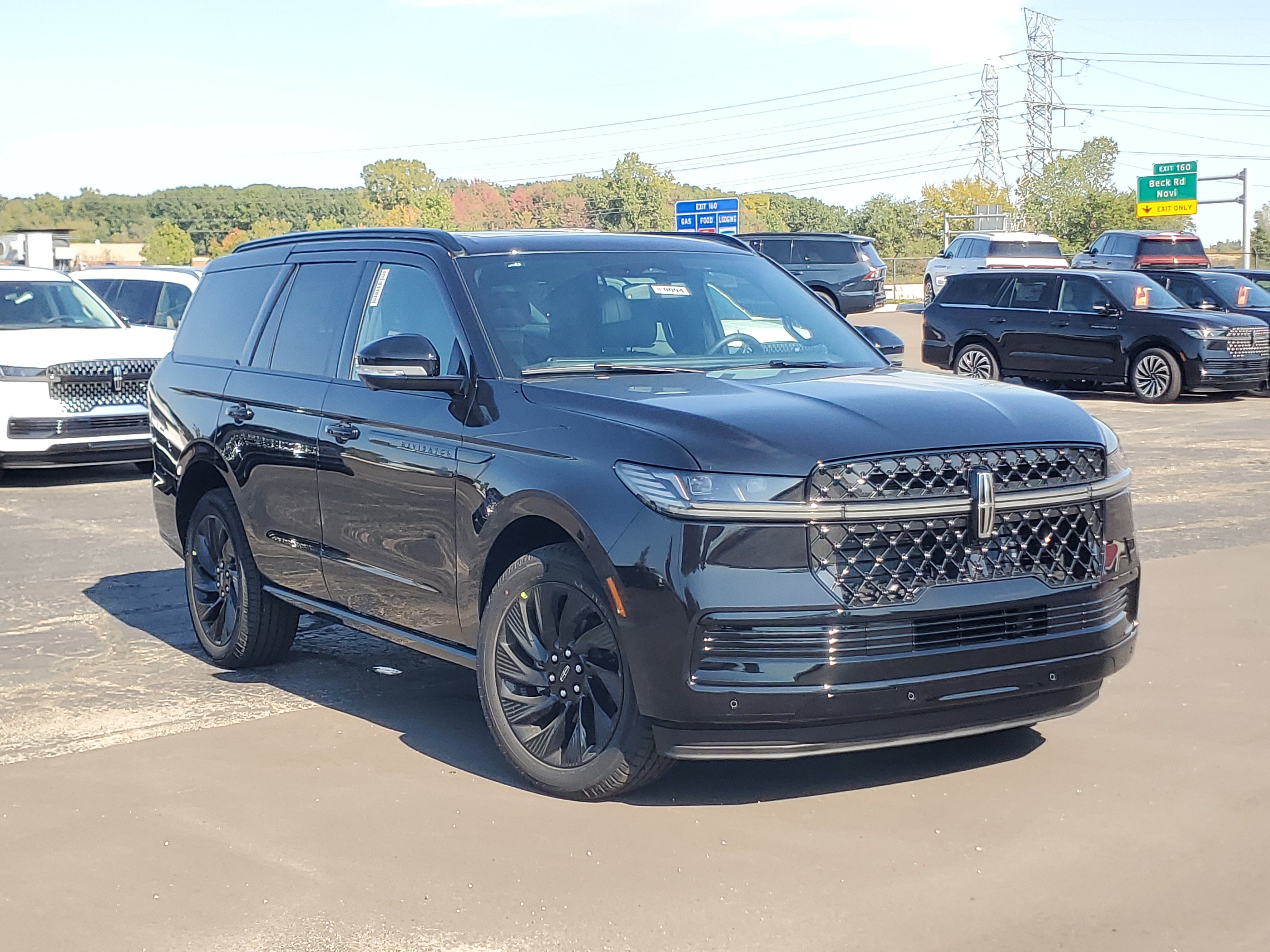 New 2027 Lincoln Navigator Reserve w/ Jet Appearance Package AWD/4WD 360° Tour