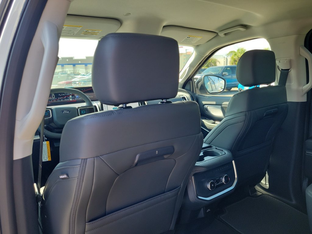New 2026 Ford Expedition Max Active RWD image 17