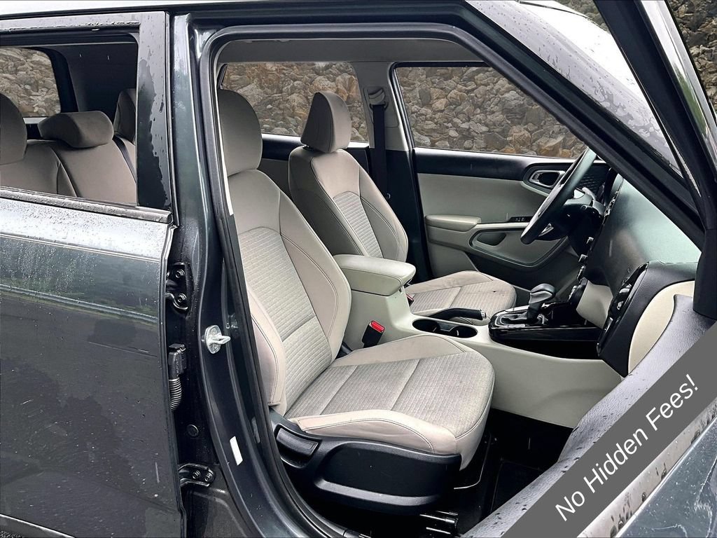 Used 2022 Kia Soul S FWD image 7