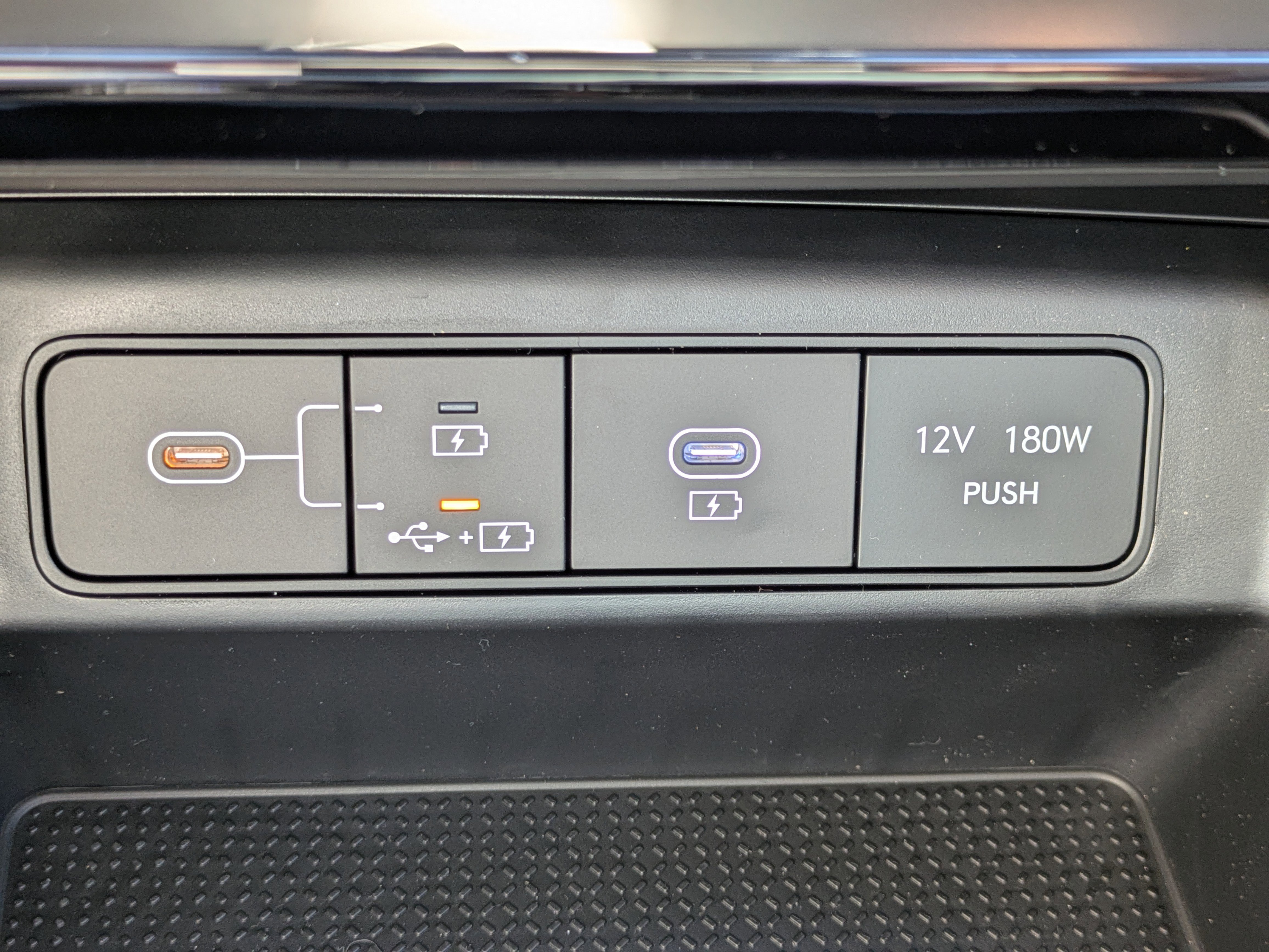 New 2026 Hyundai Tucson SEL image 23