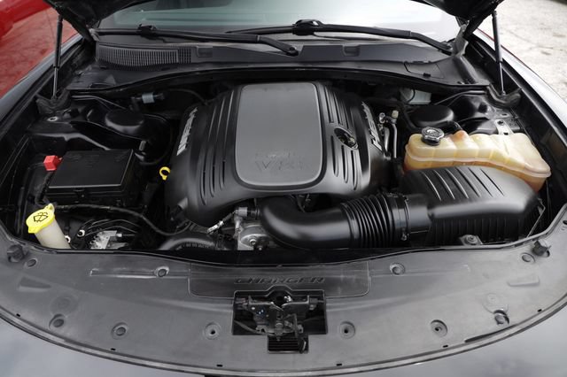 Used 2018 Dodge Charger R/T w/ Beats Audio Group RWD image 46
