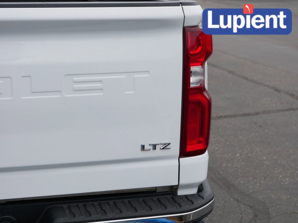 Used 2022 Chevrolet Silverado 2500 LTZ w/ LTZ Plus Package image 6