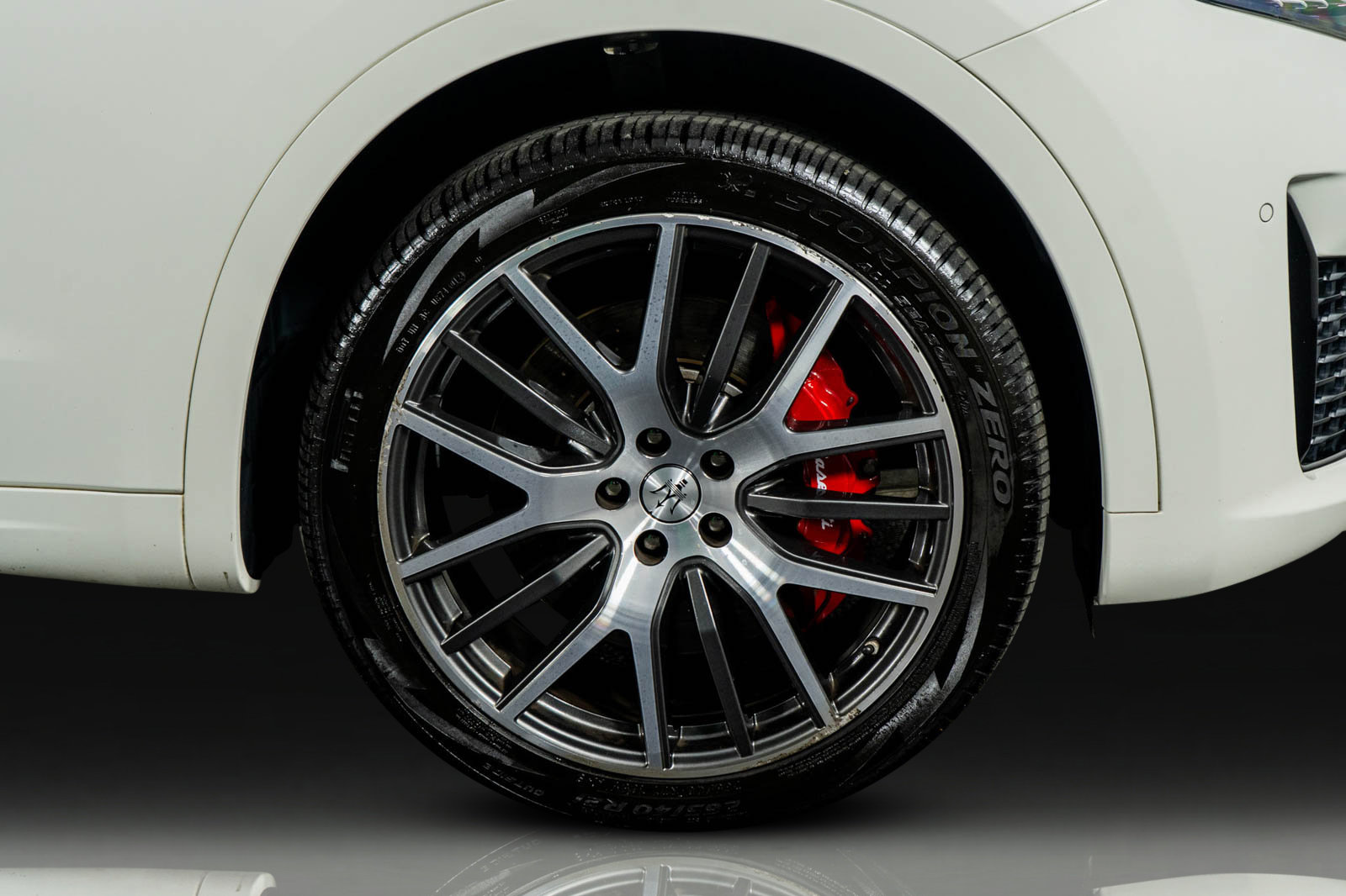 Used 2022 Maserati Levante Modena image 39