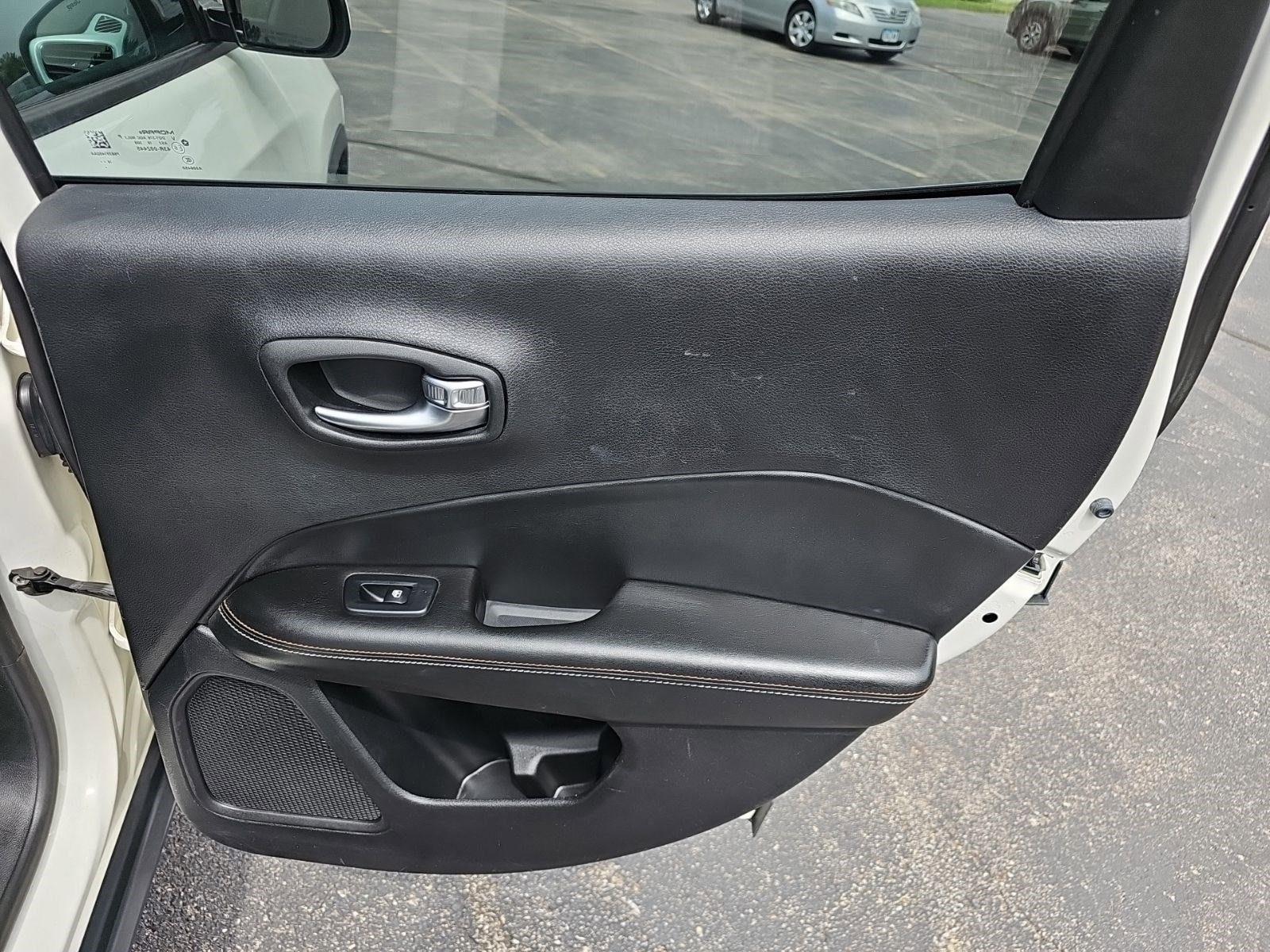 Used 2019 Jeep Compass Sport AWD/4WD image 17