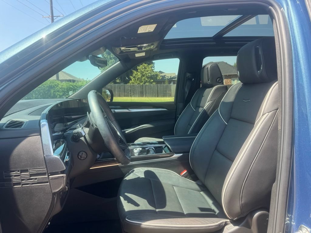 Certified 2026 Cadillac Escalade Luxury AWD/4WD image 20