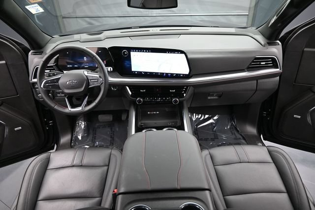 Used 2026 Chevrolet Suburban RST w/ Comfort Package AWD/4WD image 11