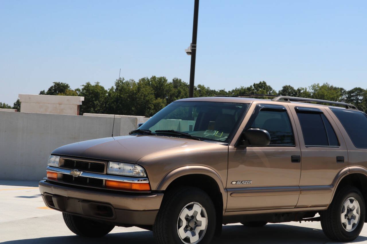 Used 2004 Chevrolet Blazer LS w/ Preferred Equipment Group AWD/4WD image 17