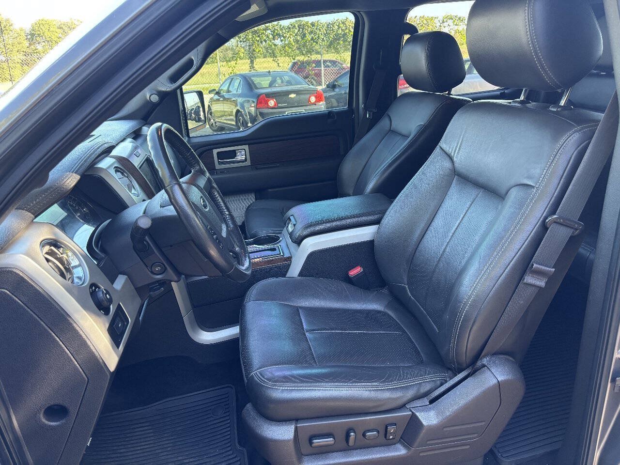 Used 2014 Ford F150 Lariat w/ Equipment Group 502A Luxury AWD/4WD image 10