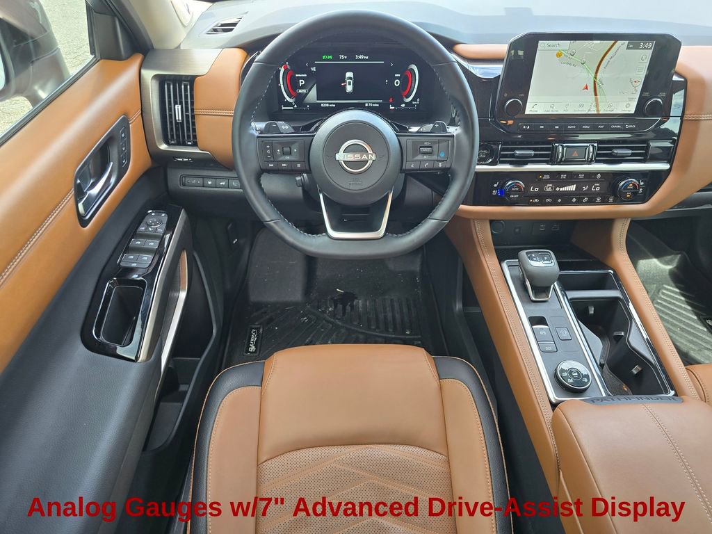 Used 2025 Nissan Pathfinder Platinum AWD/4WD image 19
