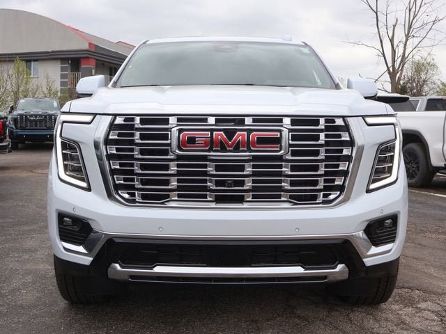 New 2026 GMC Yukon XL Denali w/ Denali Reserve Package AWD/4WD image 2