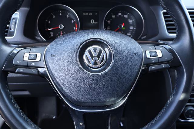 Used 2018 Volkswagen Passat 2.0T SE FWD image 20
