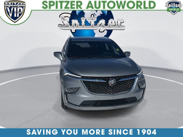 Used 2023 Buick Enclave Avenir w/ Avenir Technology Package image 3