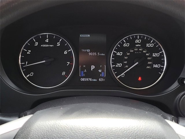 Used 2020 Mitsubishi Outlander ES image 29