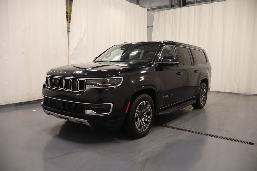 Used 2024 Jeep Wagoneer L Series II w/ Flexible Seating Group image 5
