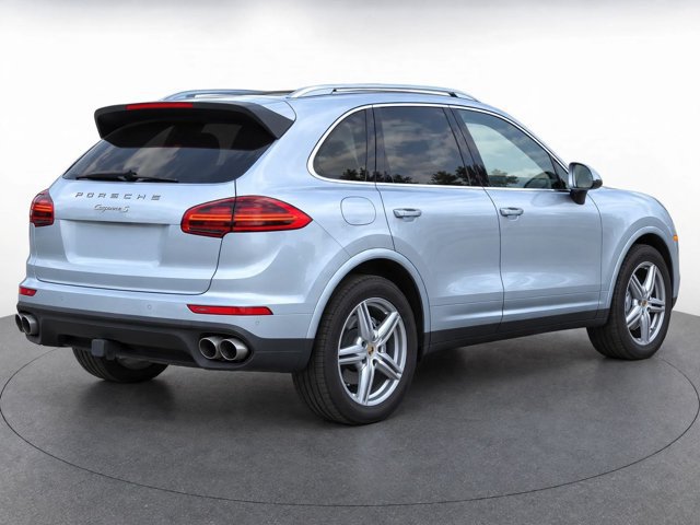 Used 2016 Porsche Cayenne S AWD/4WD image 26