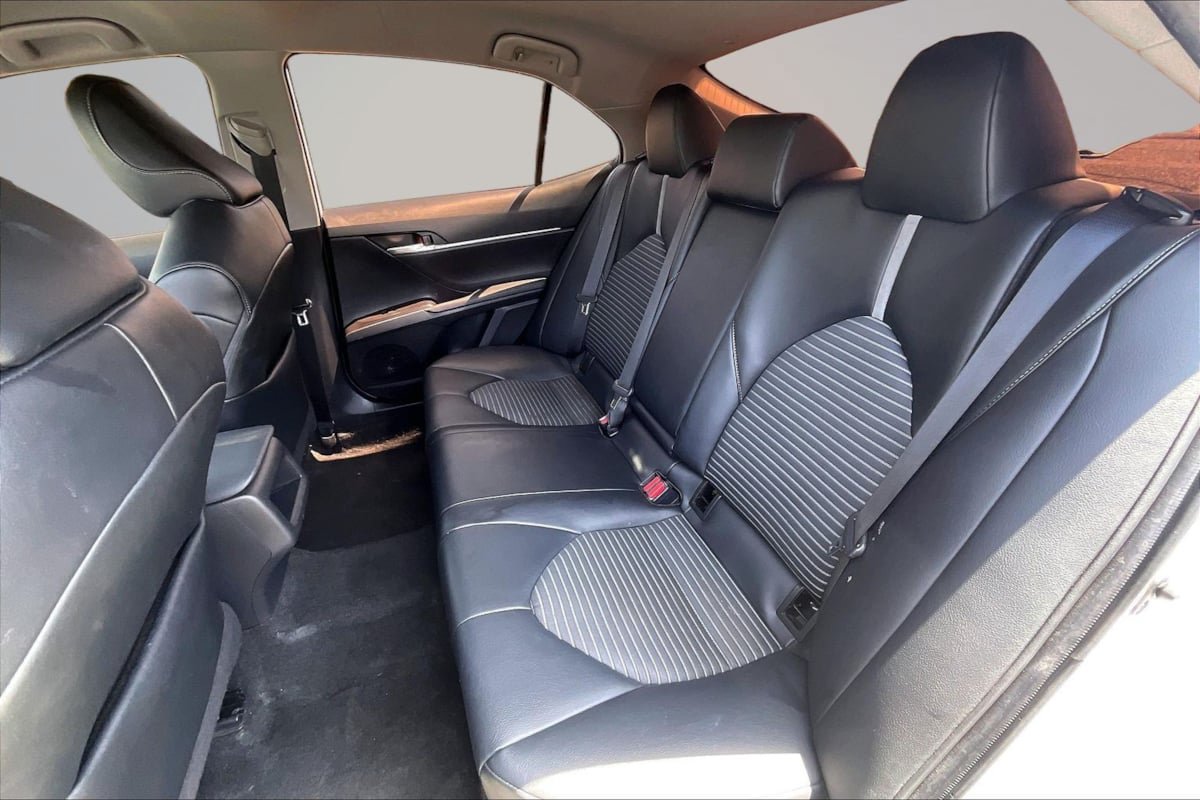 Used 2021 Toyota Camry SE FWD image 26