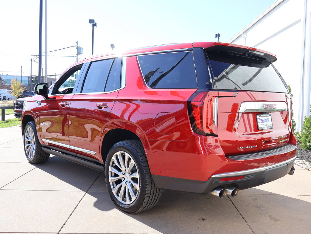 Certified 2023 GMC Yukon Denali w/ Denali Reserve Package AWD/4WD image 4