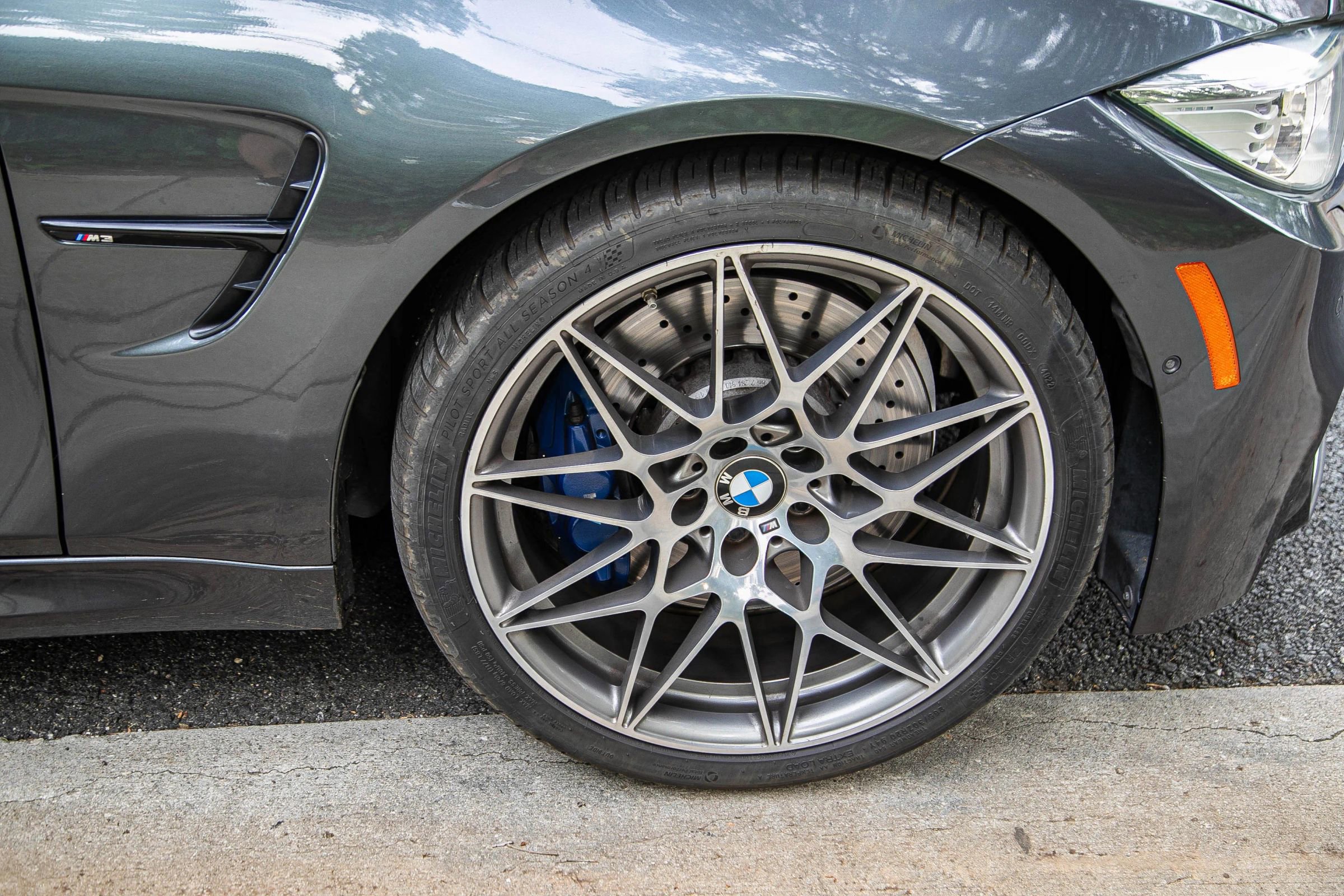 Used 2017 BMW M3 RWD image 14
