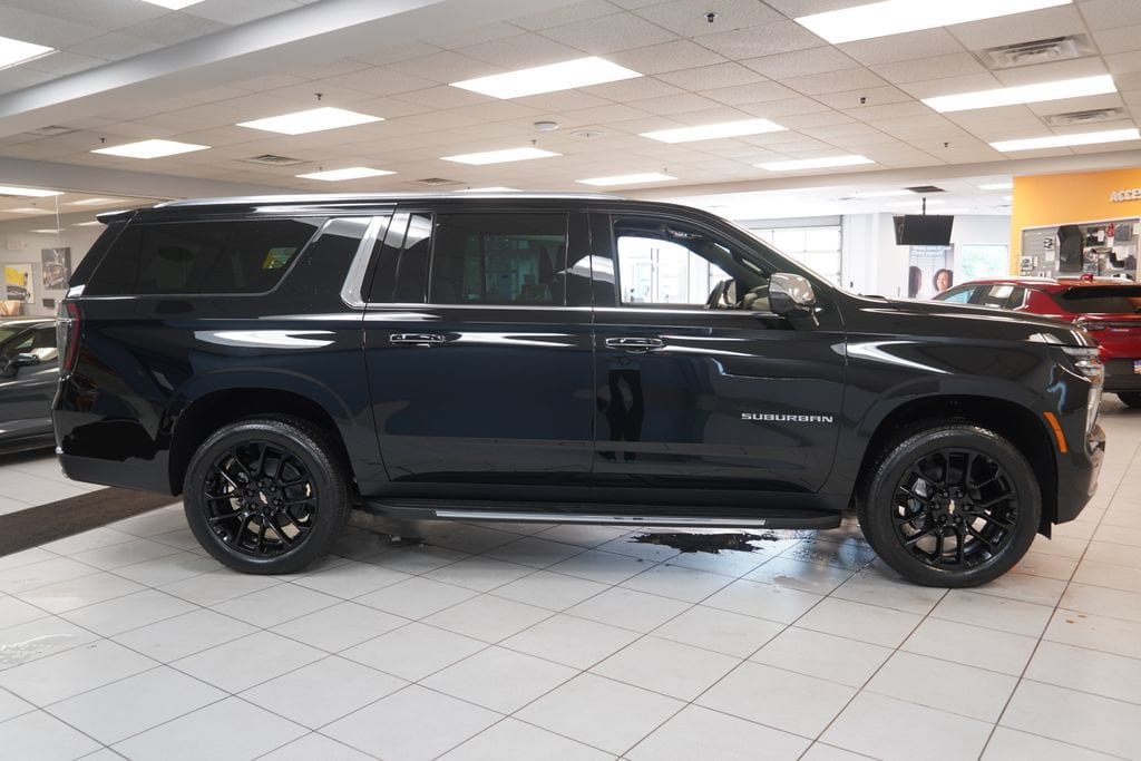 New 2026 Chevrolet Suburban Premier AWD/4WD image 15