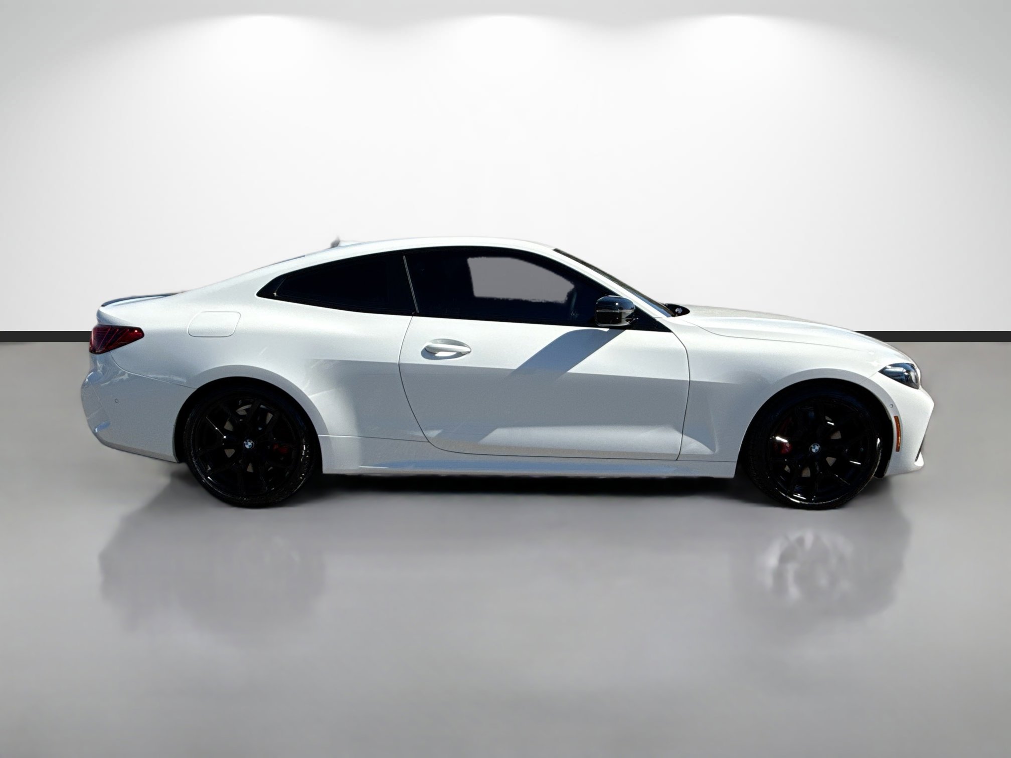 Used 2026 BMW 430i Coupe w/ M Sport Package image 2