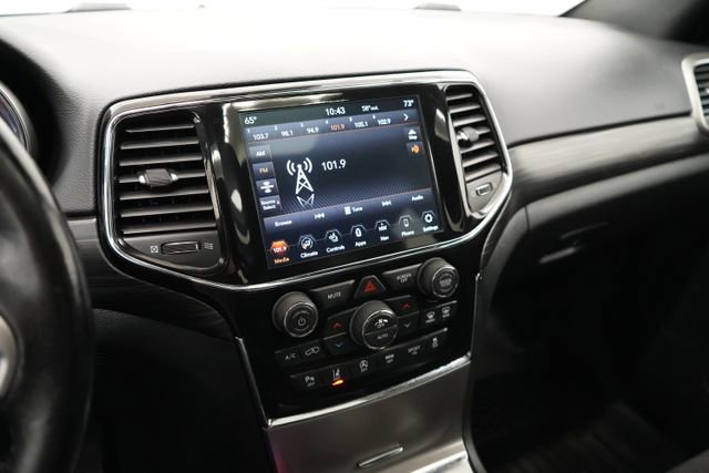 Used 2020 Jeep Grand Cherokee Altitude image 24