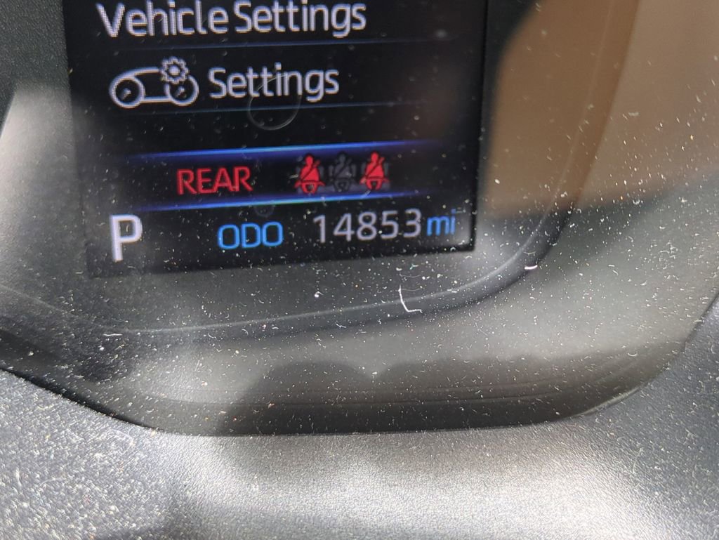 Used 2022 Toyota Corolla SE image 29