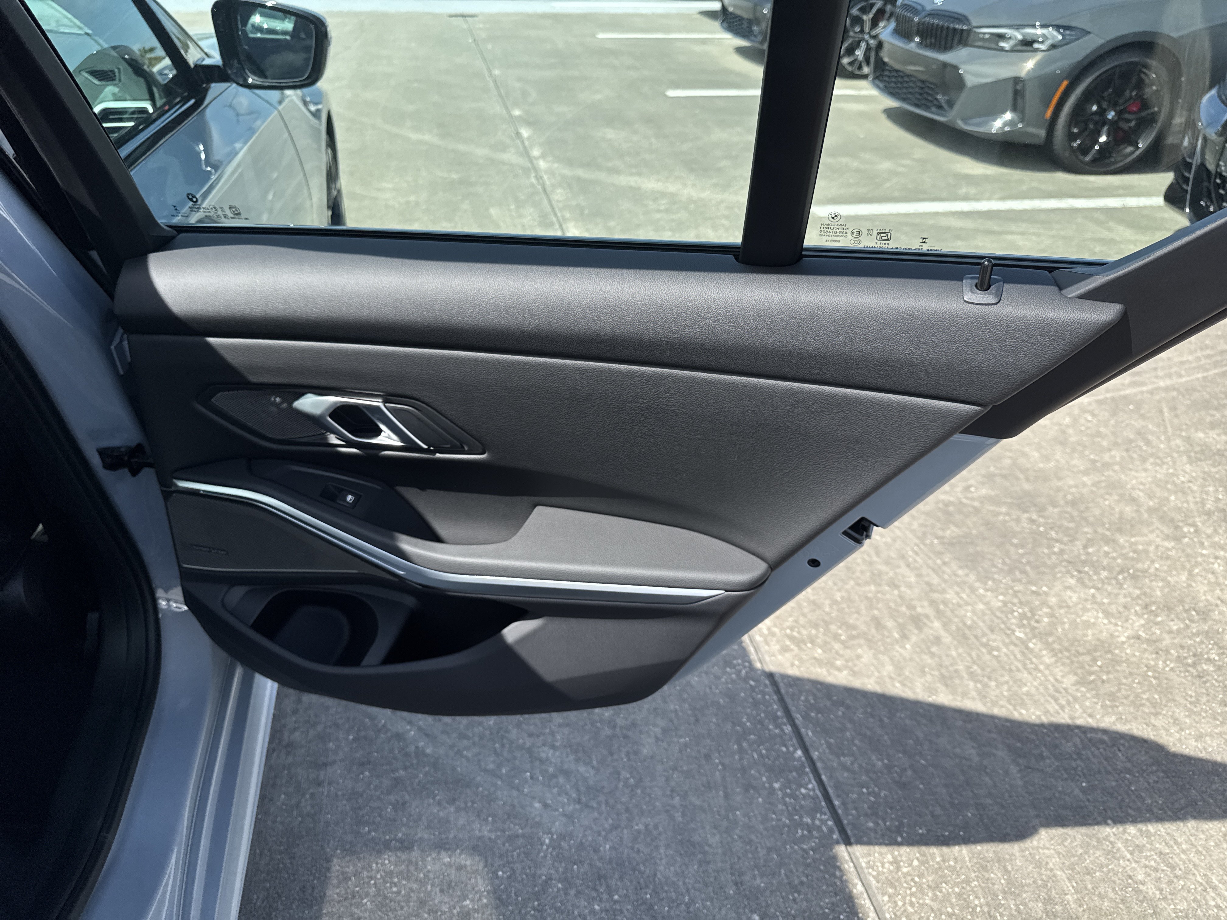 New 2026 BMW 330i Sedan w/ M Sport Package RWD image 10
