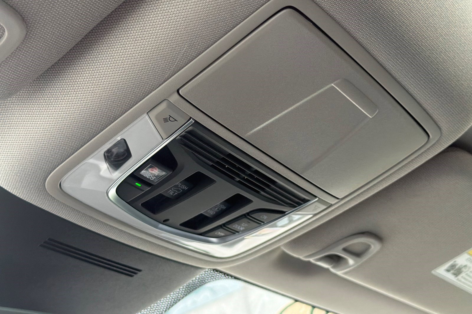 Certified 2026 Acura MDX SH-AWD w/Technology Package image 23