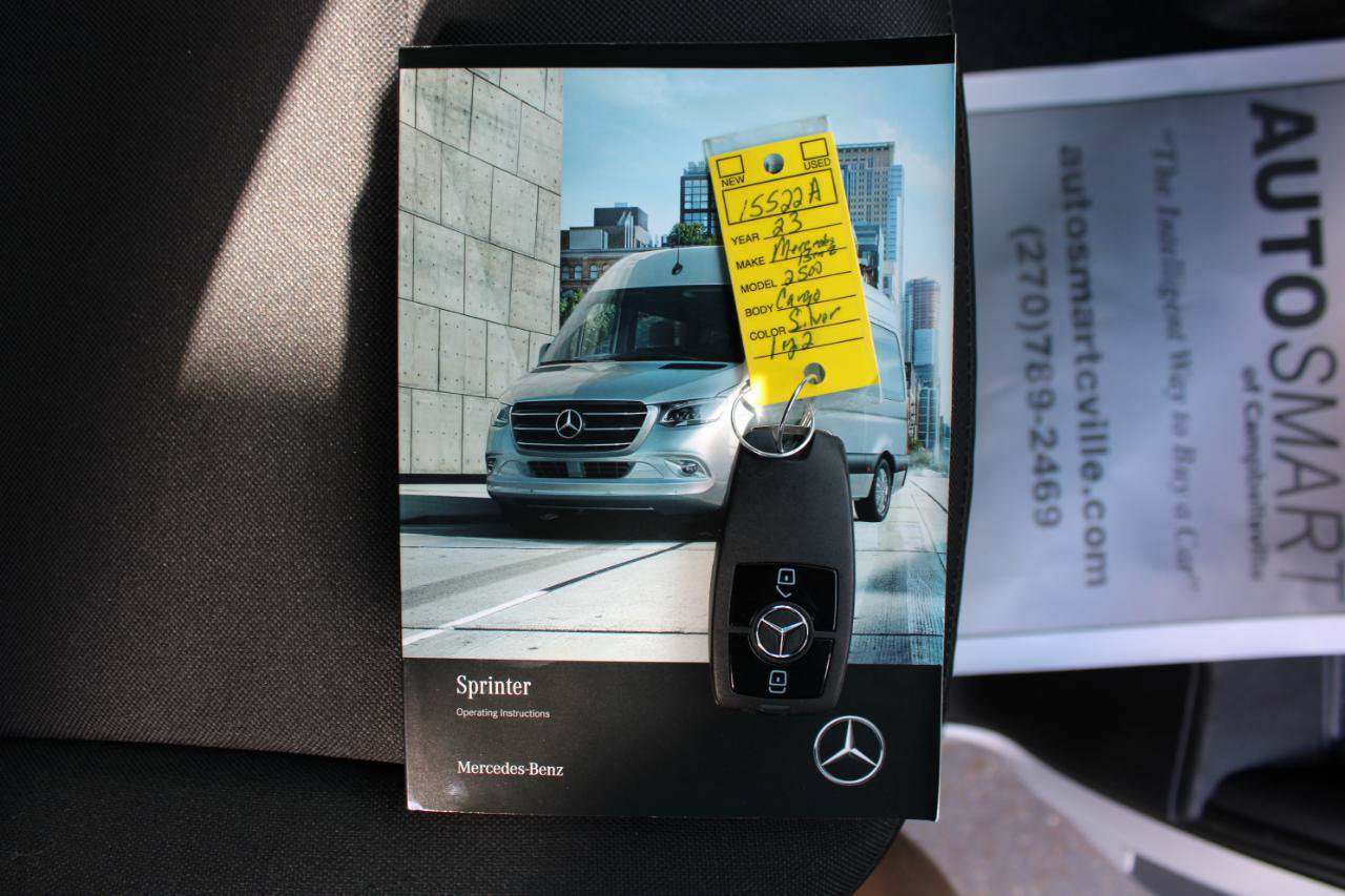 Used 2023 Mercedes-Benz Sprinter 2500 image 46