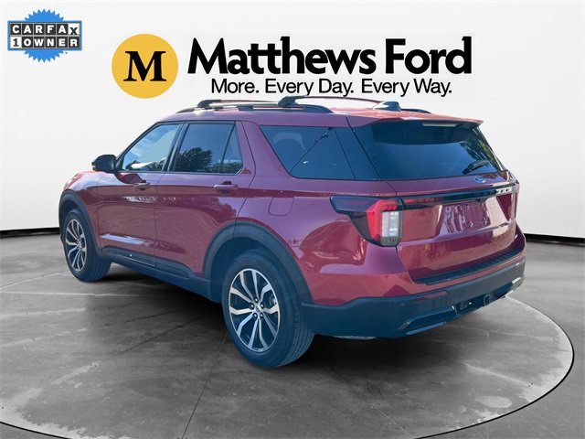 Used 2025 Ford Explorer ST-Line image 3