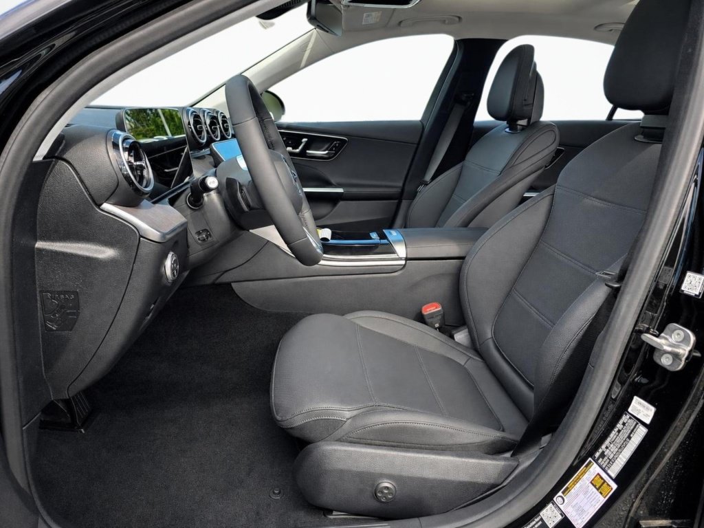 New 2026 Mercedes-Benz C 300 4MATIC Sedan image 13