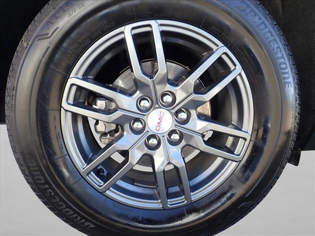 Used 2025 GMC Acadia Elevation image 7