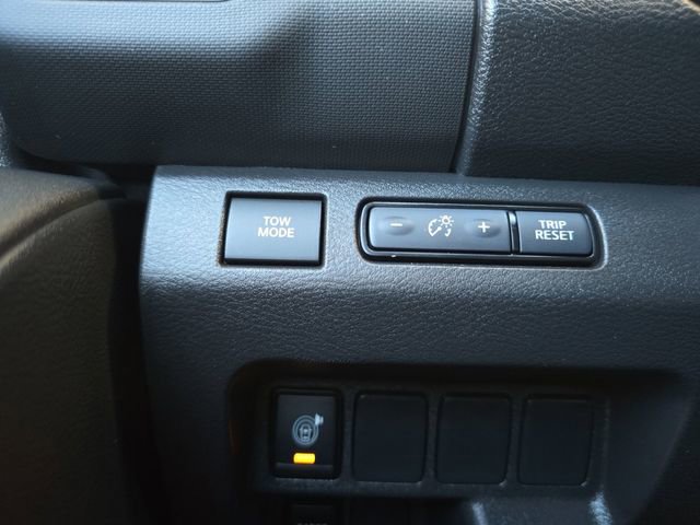 Used 2024 Nissan Frontier Pro-X w/ Technology Package image 10