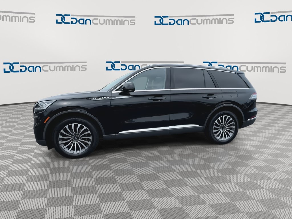 Used 2023 Lincoln Aviator AWD w/ Premium Package image 5