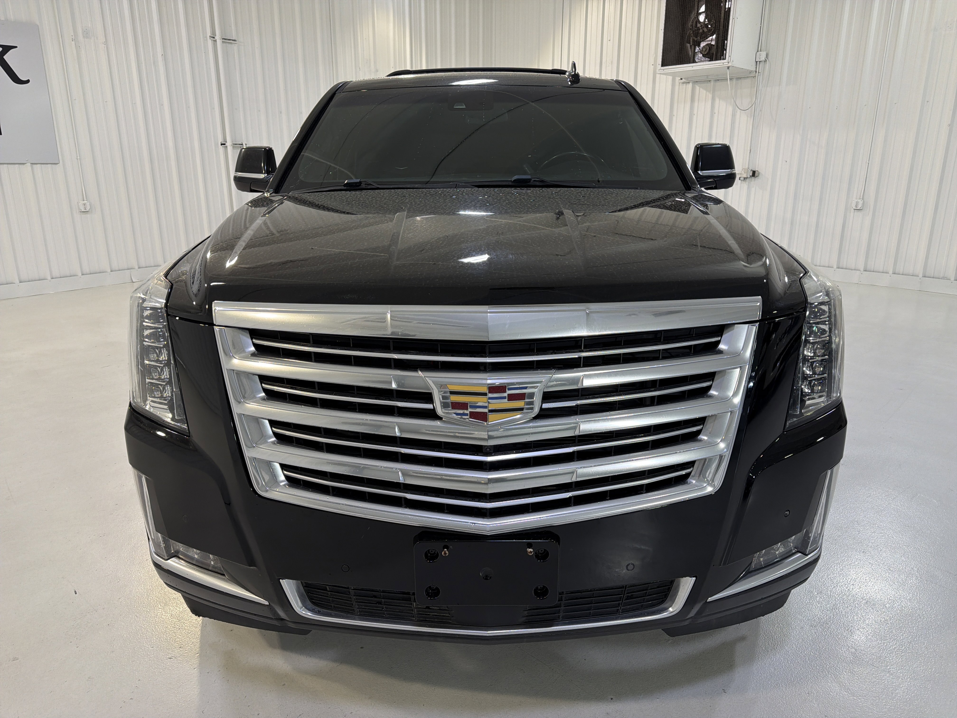 Used 2017 Cadillac Escalade ESV Platinum image 8