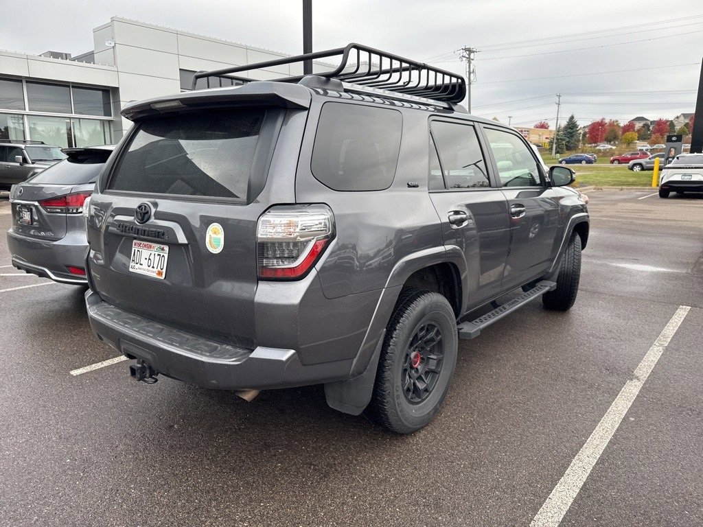 Used 2022 Toyota 4Runner SR5 Premium image 9