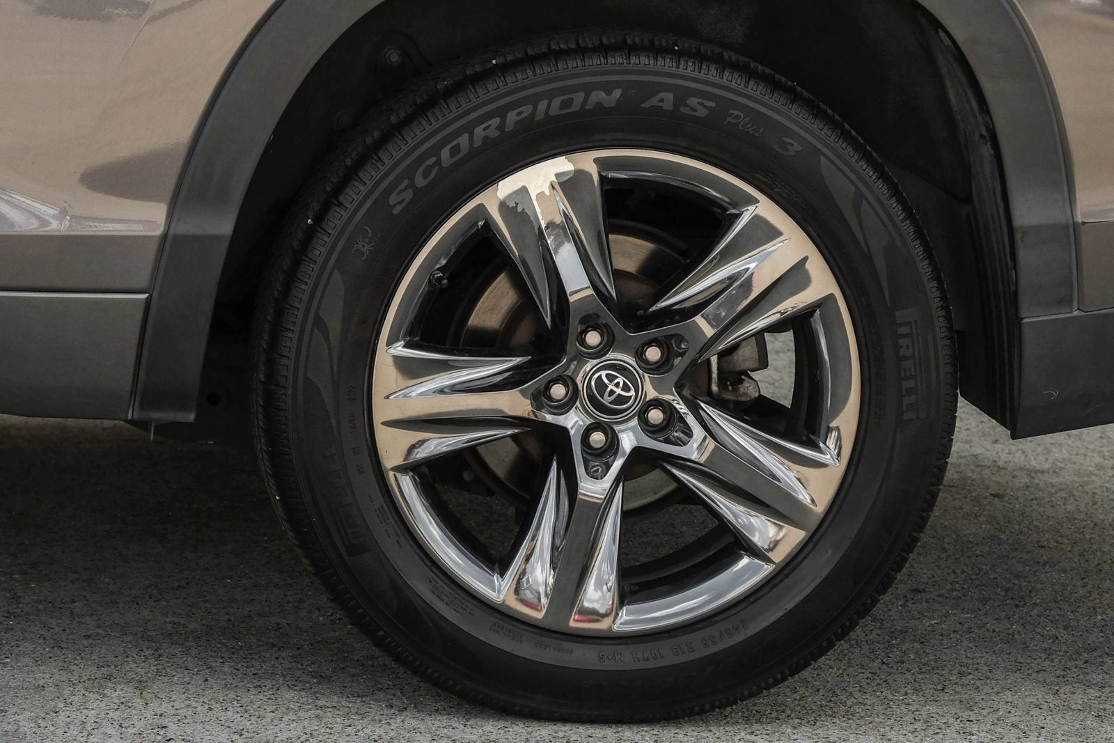 Used 2017 Toyota Highlander Limited Platinum FWD image 52