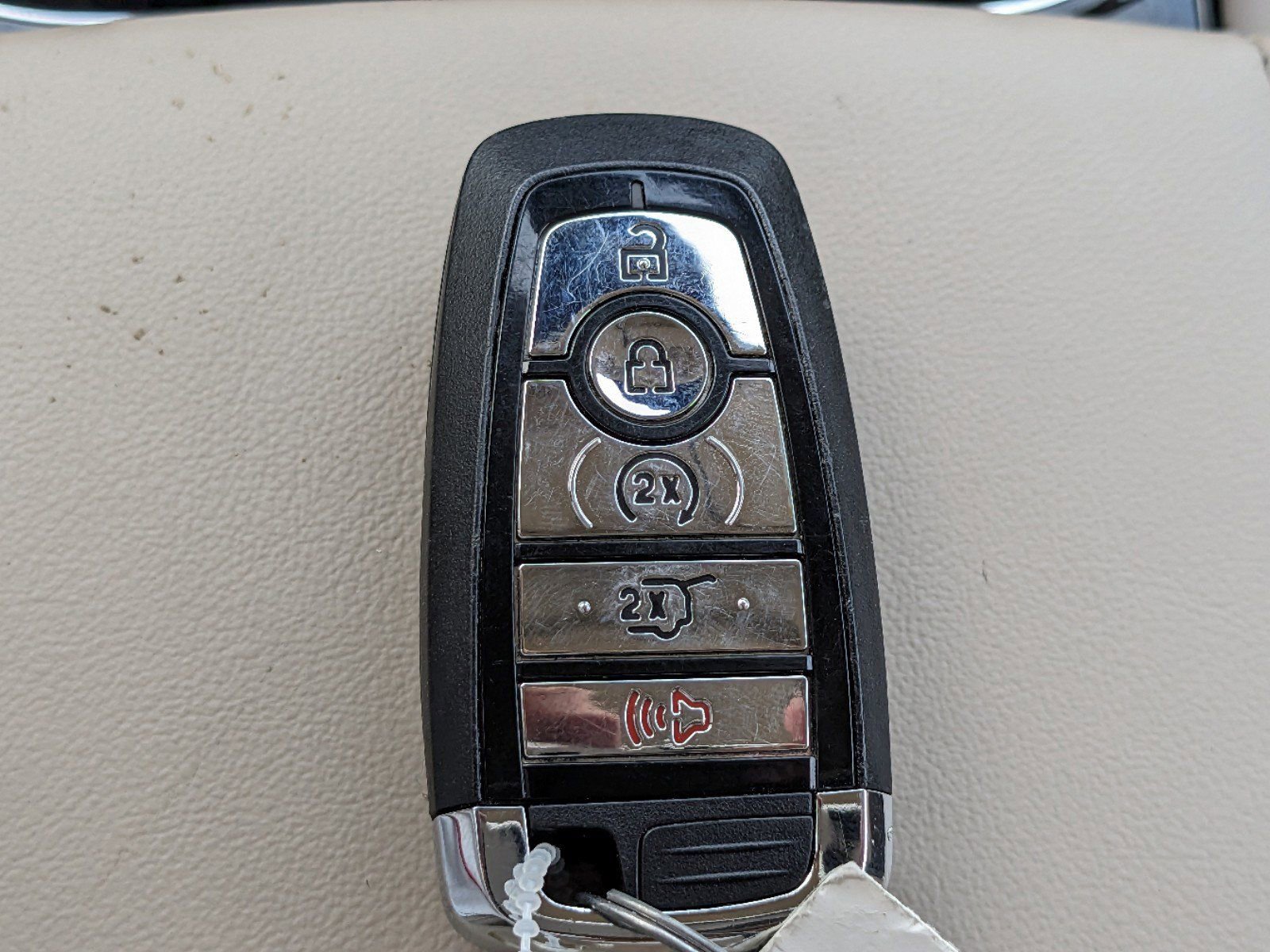 Certified 2023 Lincoln Nautilus Reserve w/ Equipment Group 202A image 31