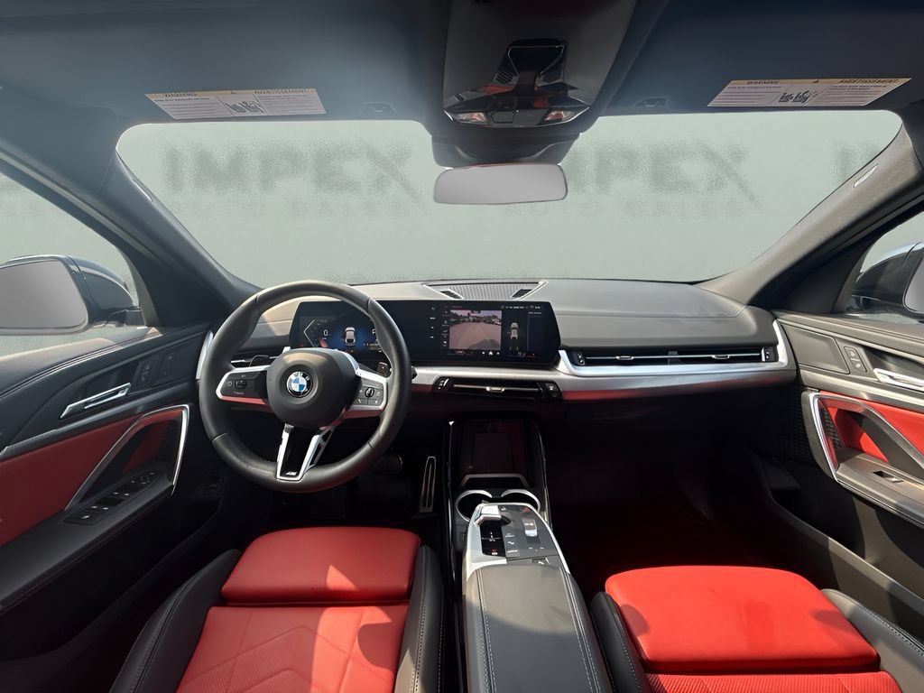 Used 2025 BMW X2 xDrive28i w/ M Sport Package AWD/4WD image 8