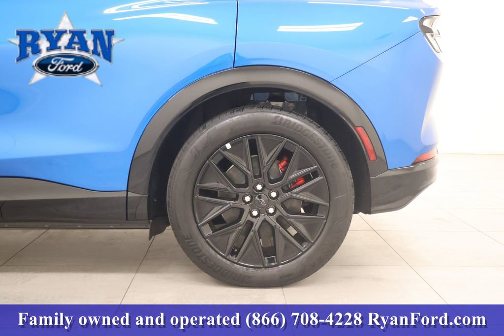 New 2025 Ford Mustang Mach-E Premium image 19