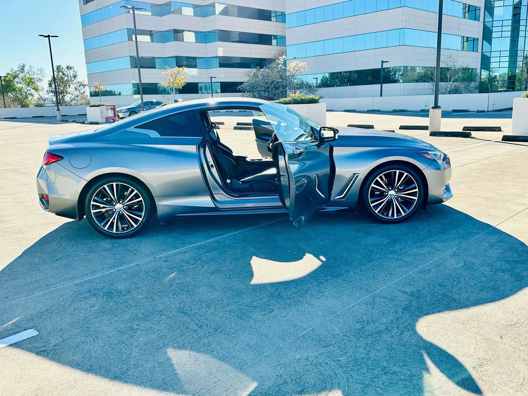 Used 2019 INFINITI Q60 3.0t w/ Cargo Package image 37