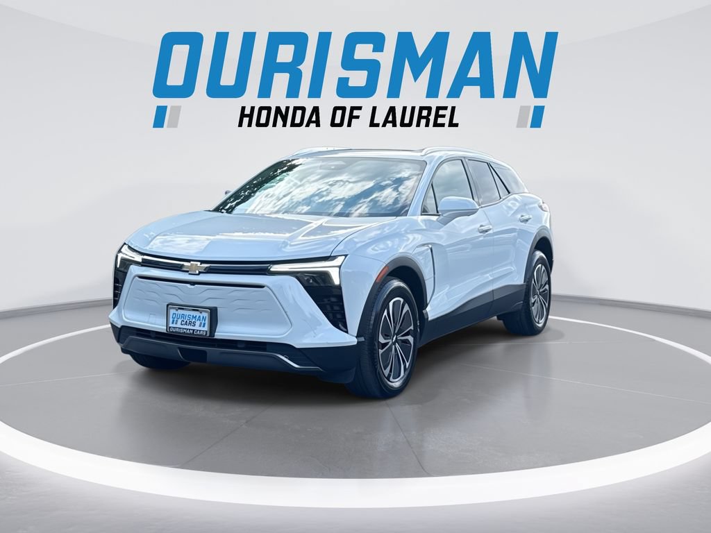 Used 2025 Chevrolet Blazer EV LT AWD/4WD image 4