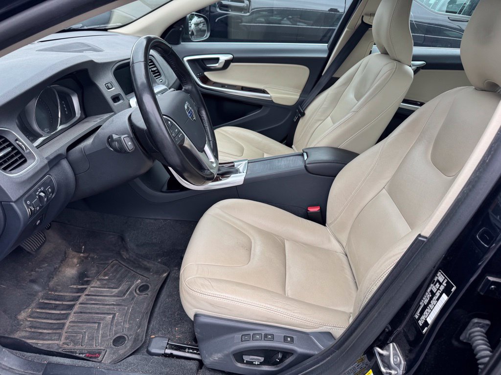 Used 2017 Volvo V60 T5 Platinum AWD/4WD image 9
