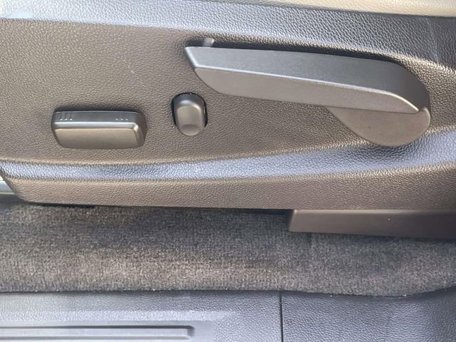 Used 2019 GMC Canyon SLT w/ Trailering Package RWD image 11