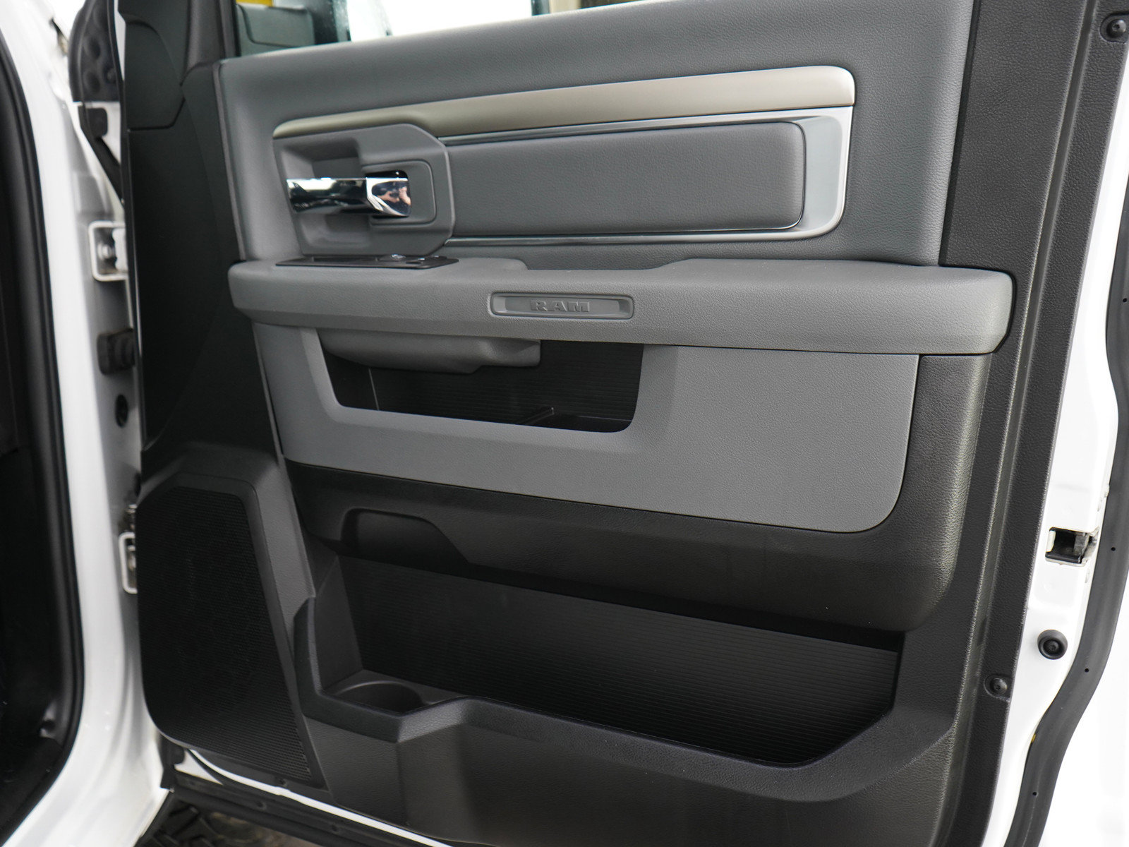 Used 2020 RAM 1500 Classic Warlock AWD/4WD image 9