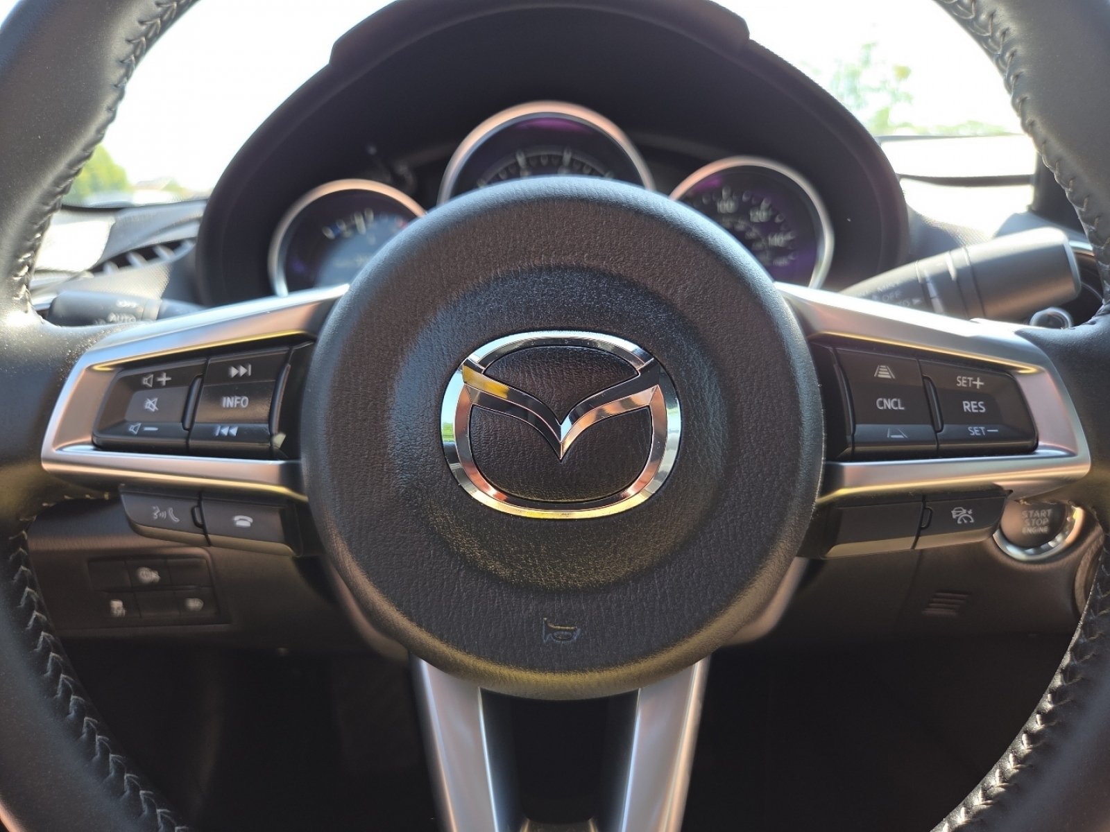 Used 2025 MAZDA MX-5 Miata RF Grand Touring RWD image 30